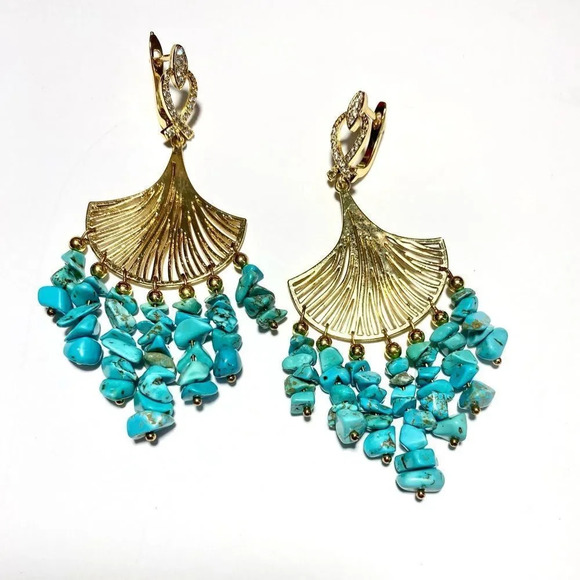Jewelry - Turquoise stone chip statement earrings